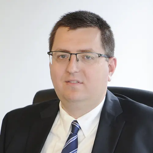 Dr. Pavelka Ákos